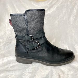 UGG Simmens Boots Black